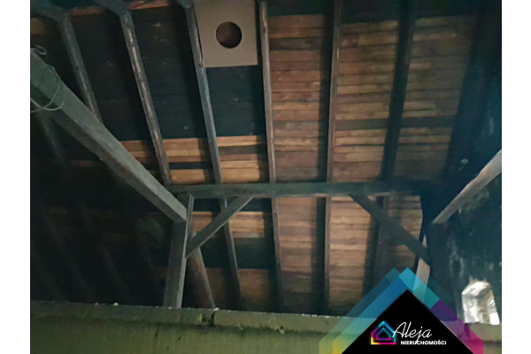 Częstochowa, Budynek Biurowo-Magazynowy Trzech Wieszcz&oacute;w.