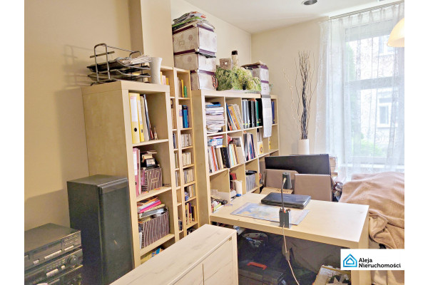 Częstochowa, Jana Kilińskiego, M 3 -109 m2 W centrum miasta.