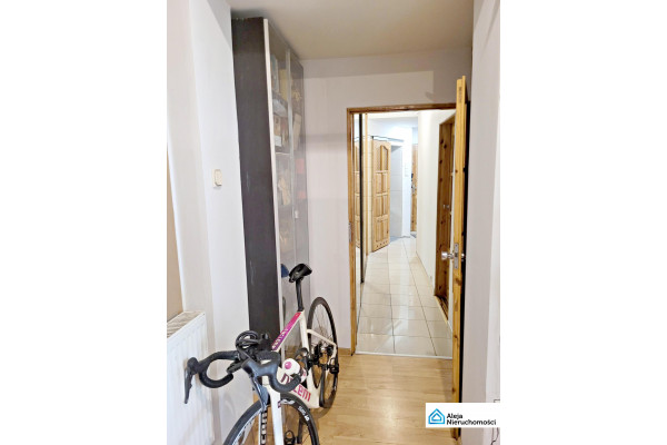 Częstochowa, Jana Kilińskiego, M 3 -109 m2 W centrum miasta.