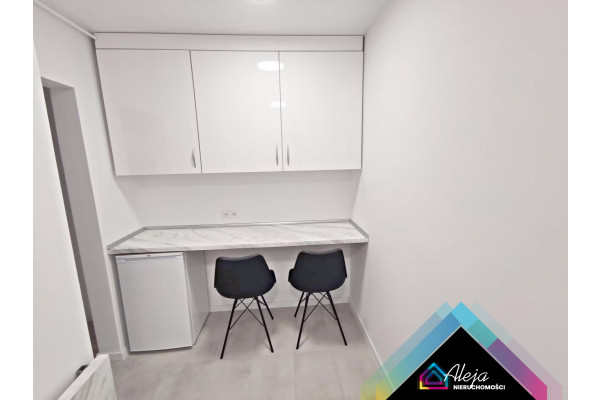 Częstochowa, Tysiąclecie, Kompaktowe mieszkanie z balkonem przy promenadzie