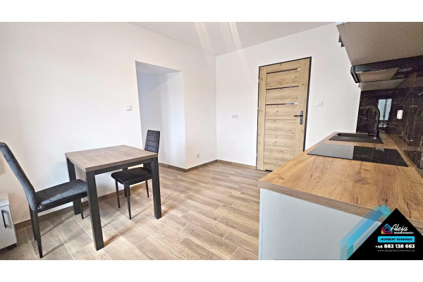 śląskie, częstochowski, Mst&oacute;w, Jaskr&oacute;w, Starowiejska, 2 pokojowe po remoncie.Jaskr&oacute;w