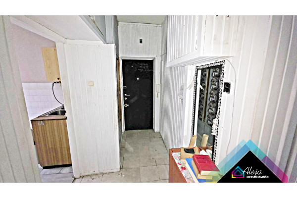 Częstochowa, Śr&oacute;dmieście, Przestronne 2 pokoje w ścisłym centrum z parkingiem