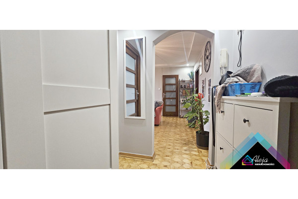 Częstochowa, Starzyńskiego, 3 pokojowe mieszkanie na P&oacute;łnocy(2 piętro)