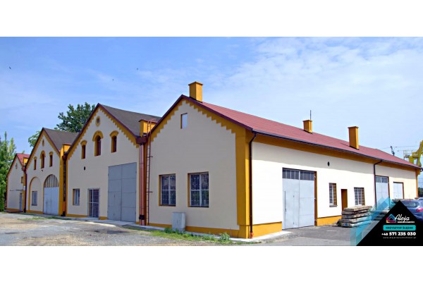 śląskie, Częstochowa, Budynek Biurowo-Magazynowy Trzech Wieszcz&oacute;w.