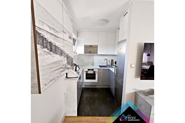 gnieźnieński, Gniezno, Staszica, 2 pokojowe mieszkanie z wyposażeniem.Super miejsce