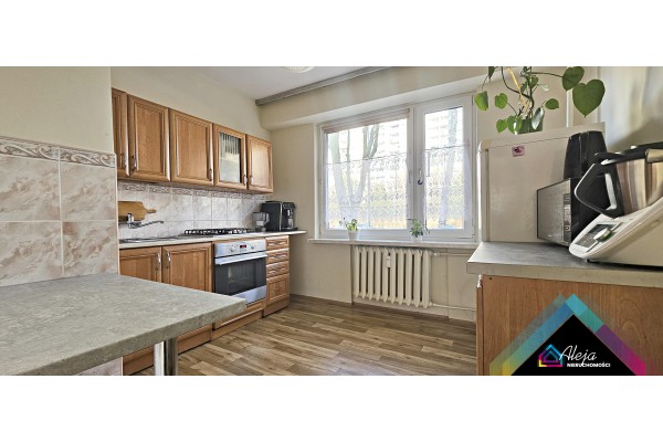 Częstochowa, Wrzosowiak, Bohater&oacute;w Katynia, 3 pokojowe mieszkanie z dużym balkonem.