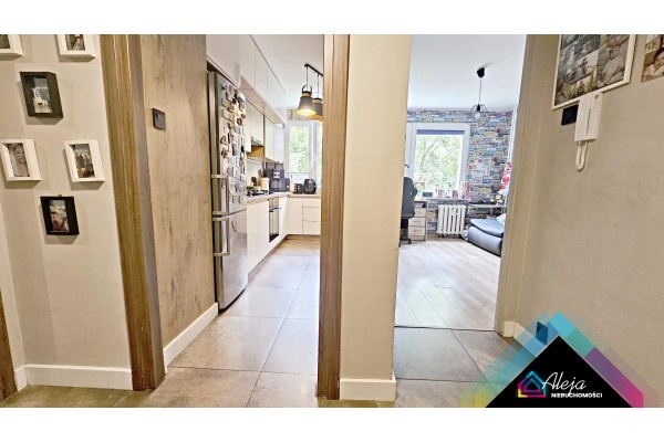 Częstochowa, P&oacute;łnoc, Ireny Kosmowskiej, M3 na 1 piętrze.Po remoncie,z wyposażeniem!