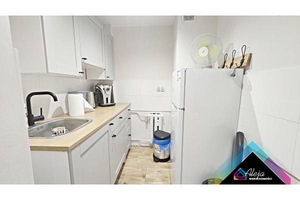 Częstochowa, Leona Schillera, Kawalerka ,2.piętro ,blok z windą,po generalnym remoncie