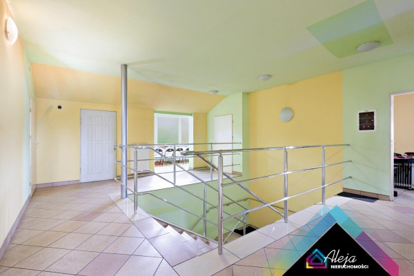 Częstochowa, Kręciwilk, Dom z potencjałem inwestycyjnym 366 m&sup2; | 2 wejścia | Działka 2682 m&sup2;